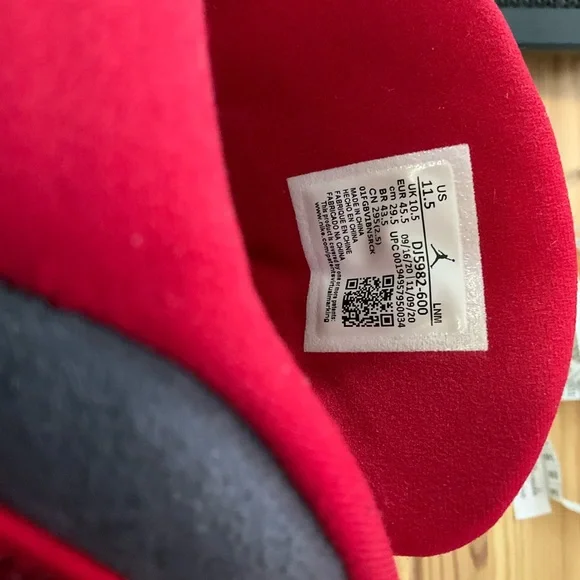 Air Jordan 13 Retro Gym Red Flint Grey shoe - Picture 6 of 7